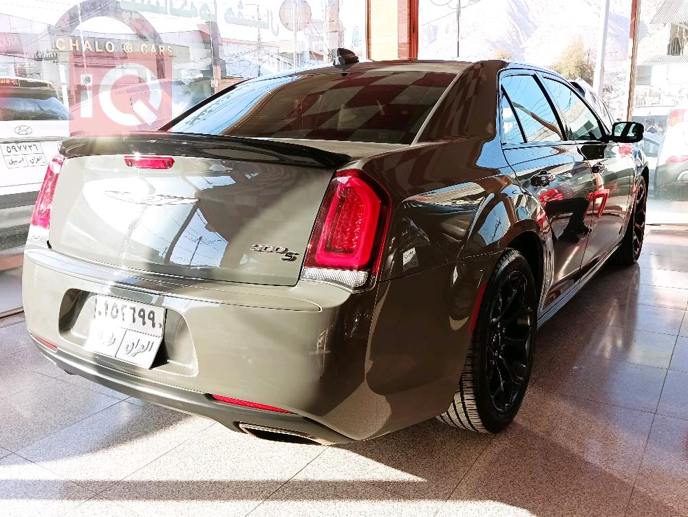 Chrysler 300